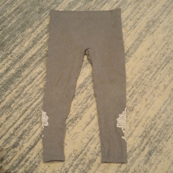 ❤Emma's Expressions maternity leggings - Picture 1 of 3